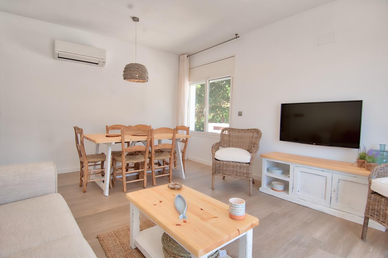 Sant Roc Apartments A Minute From The Beach 칼레냐 데 팔라푸르헬 외부 사진